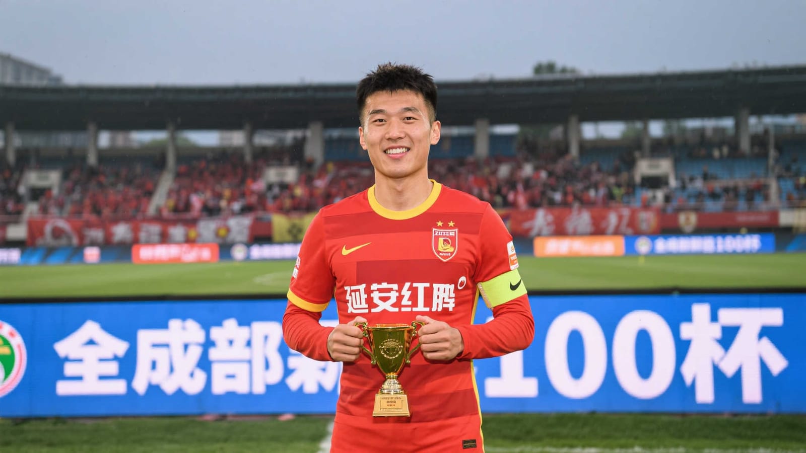 从发球到破发：观察网球对决的转折点
